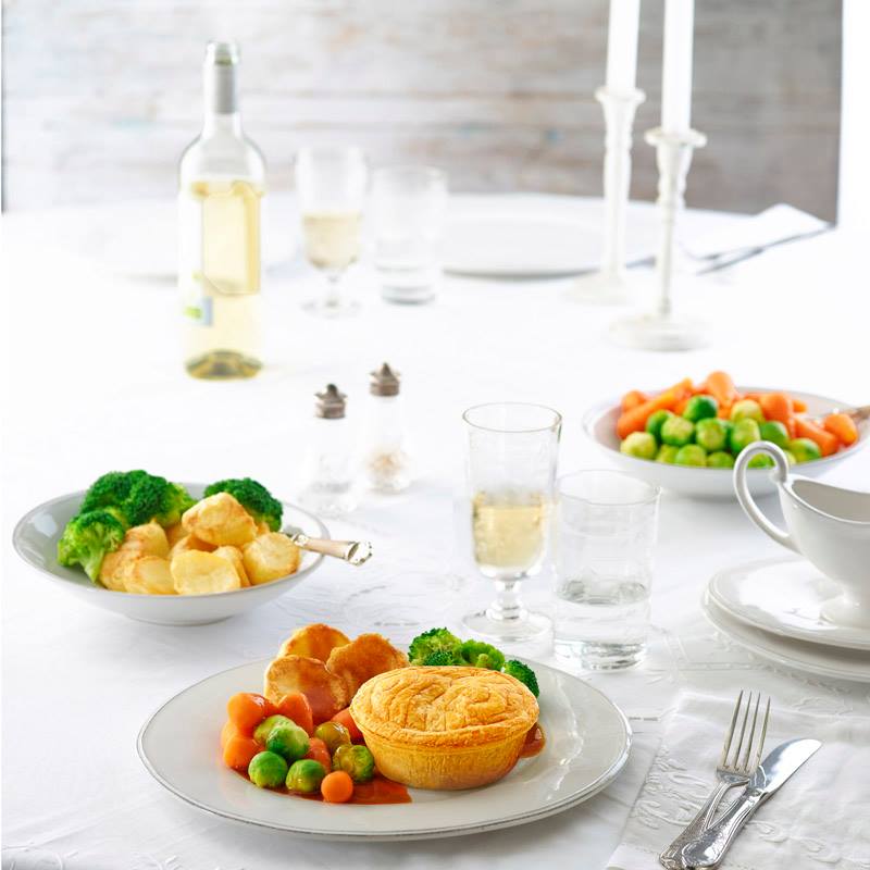 Pukka Minced Beef & Onion Pie 210g