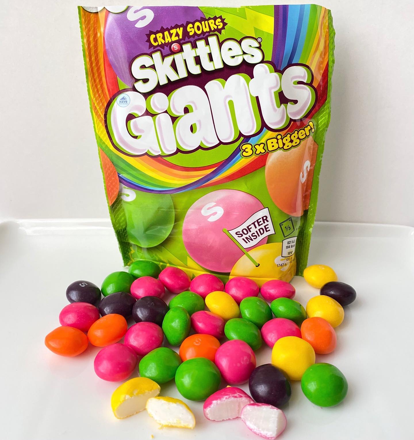 Skittles Giants Sour Sweets Treat Bag 116g