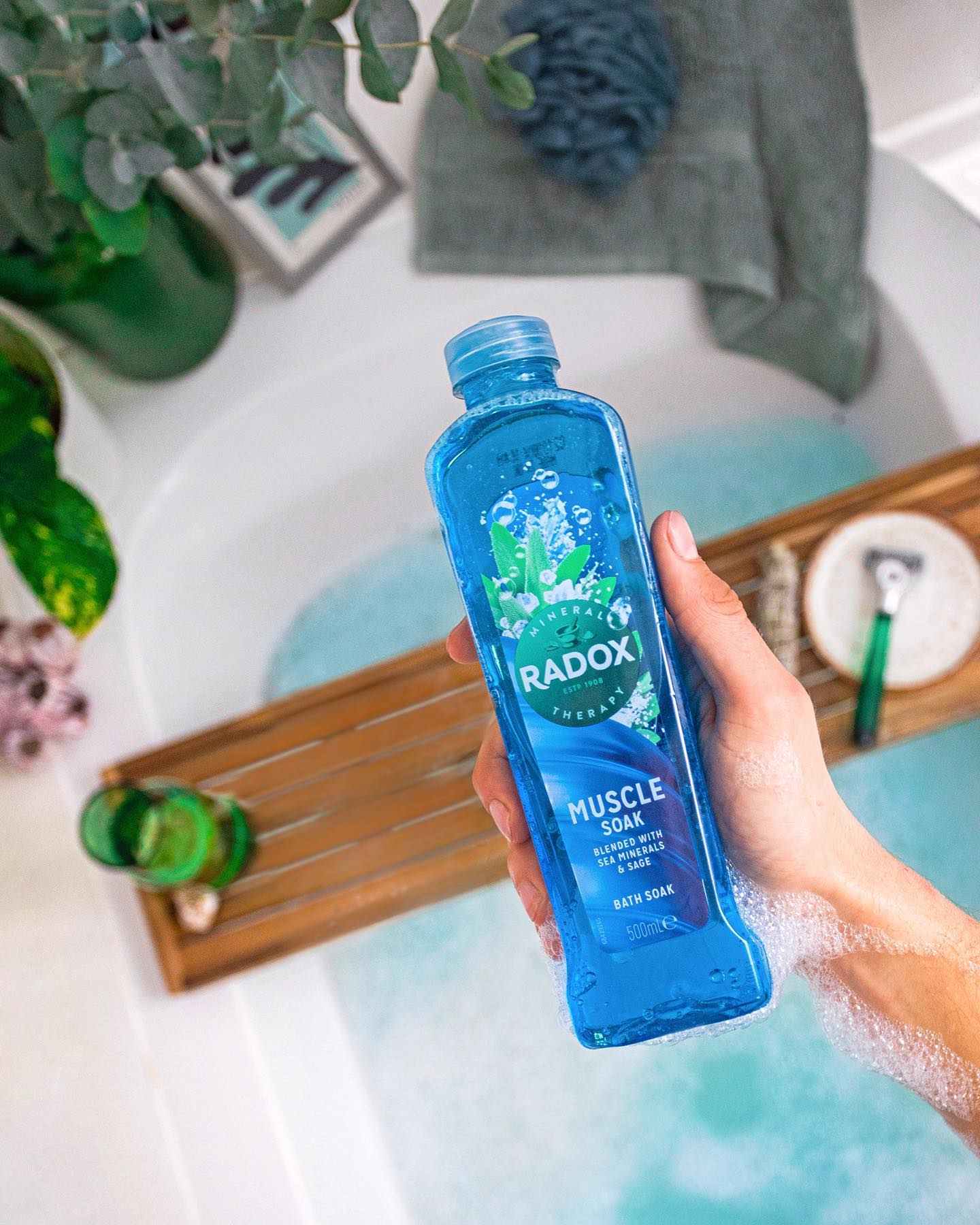 Radox Mineral Therapy Muscle Bath Soak 500ml