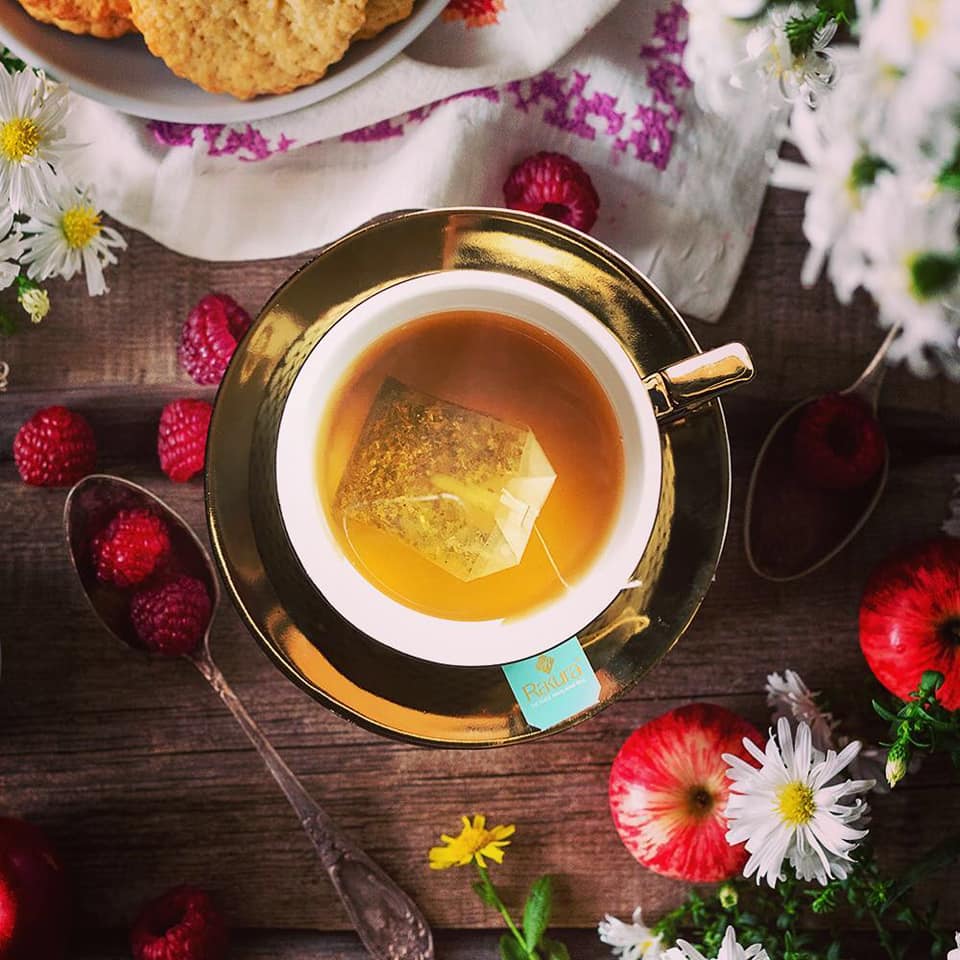 Rakura Himalayan Black Tea with Natural Strawberry & Peach 25 Tea Bags