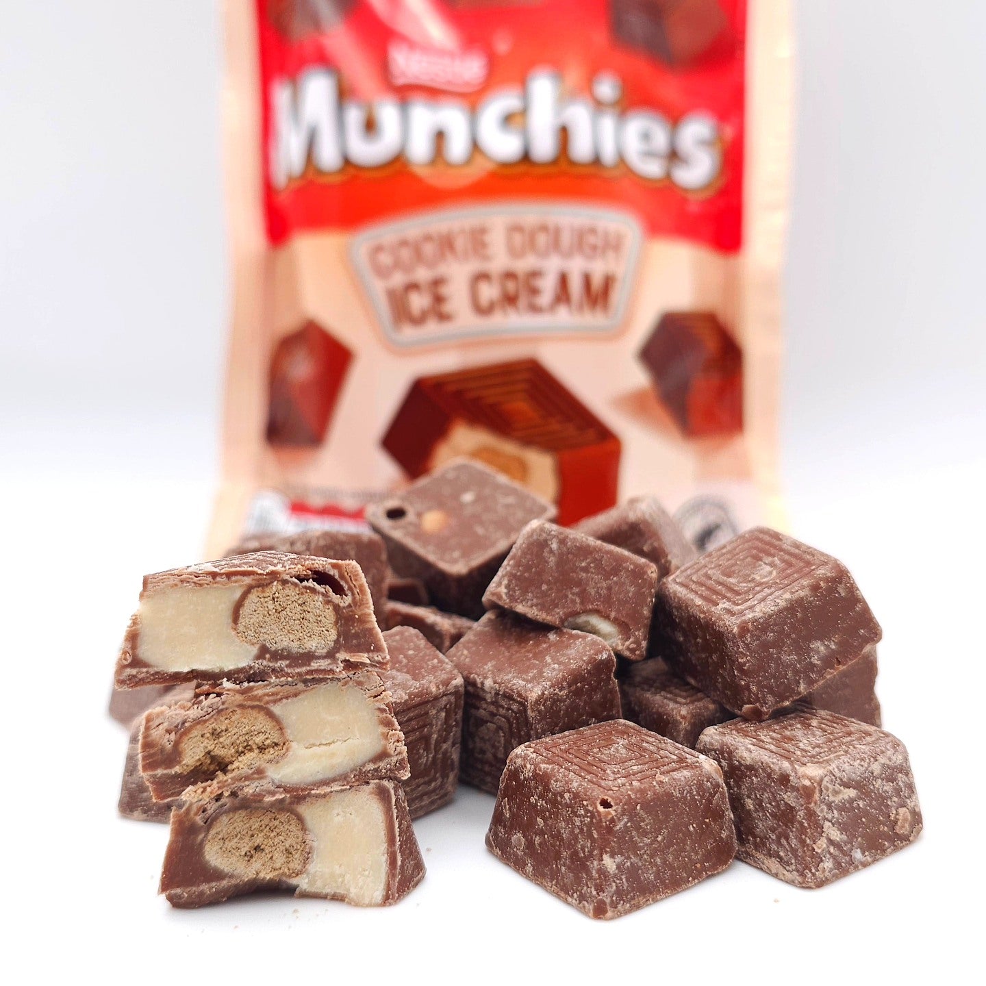 Nestle Munchies Chocolate Cookie Dough Ice Cream Pouch 97g