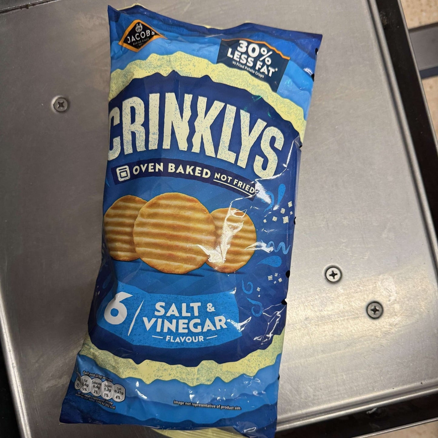Jacob's Crinklys Salt & Vinegar Flavour Crisps 138g