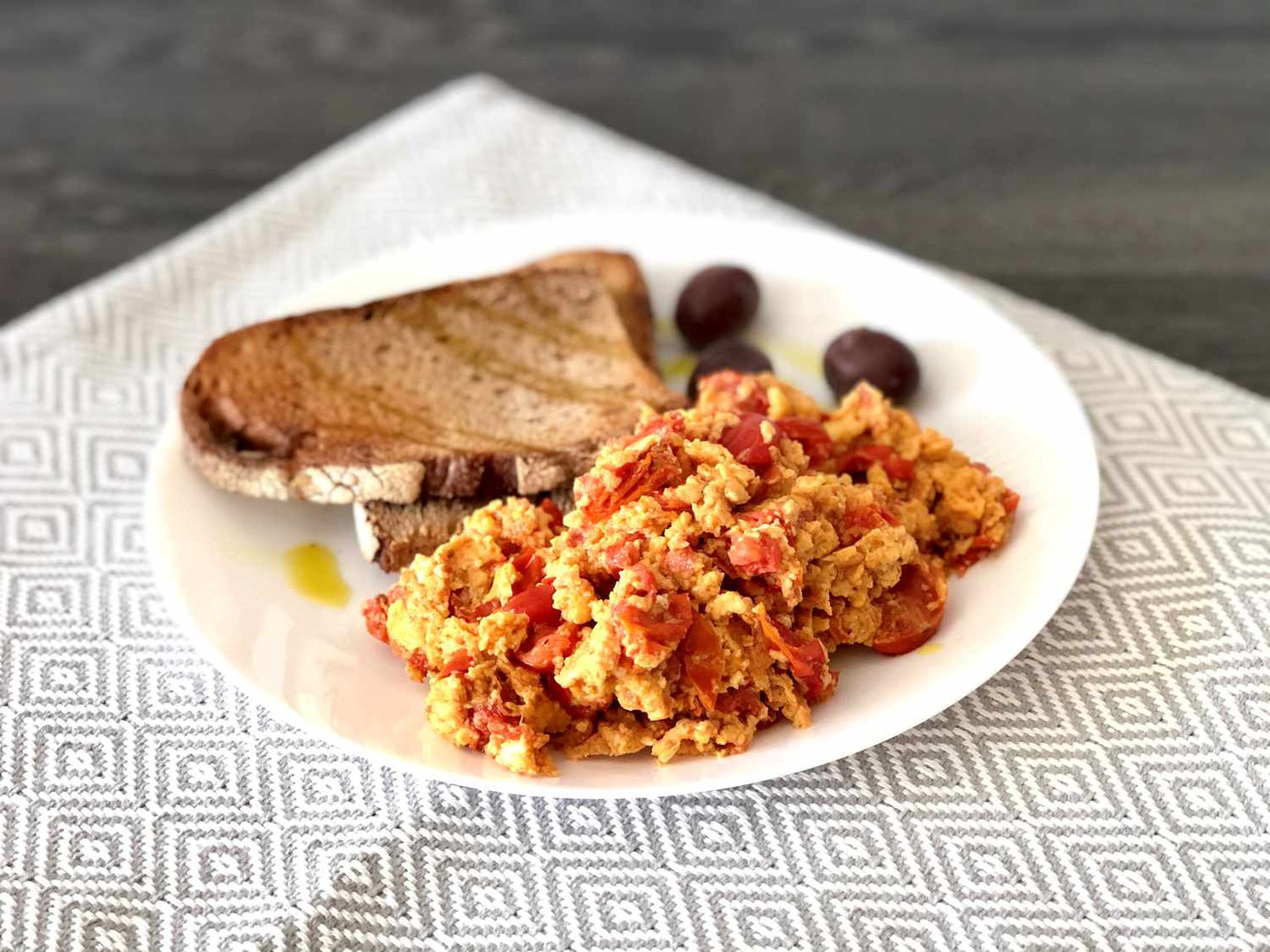 El Avion Pimenton Picante Ahumado Smoked Hot Paprika 75g