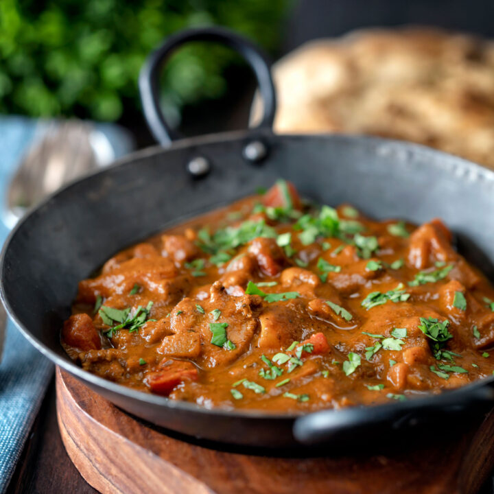 Sharwood's Indian Cooking Sauce for Balti 420g