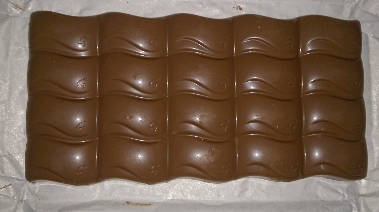 Galaxy Smooth Caramel & Milk Chocolate Block Bar 135g