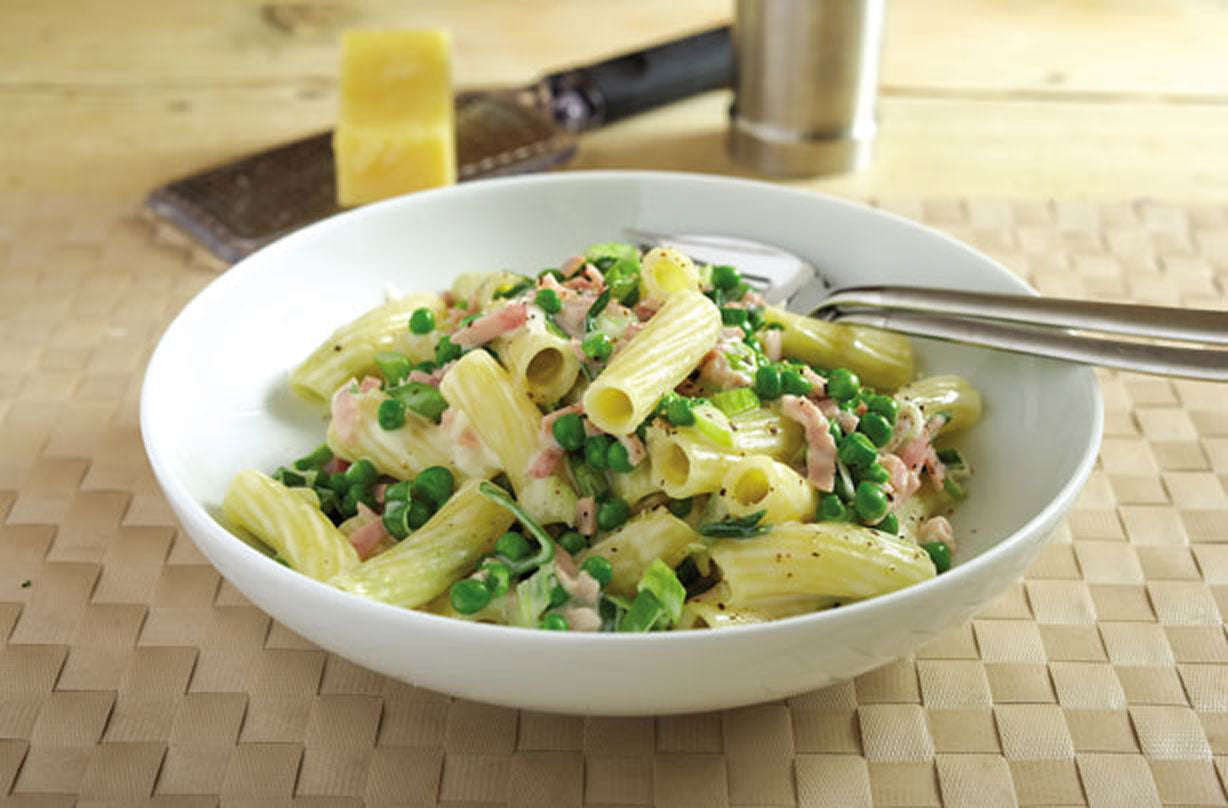 Batchelors Pasta n Sauce Cheese Leek & Ham 99g