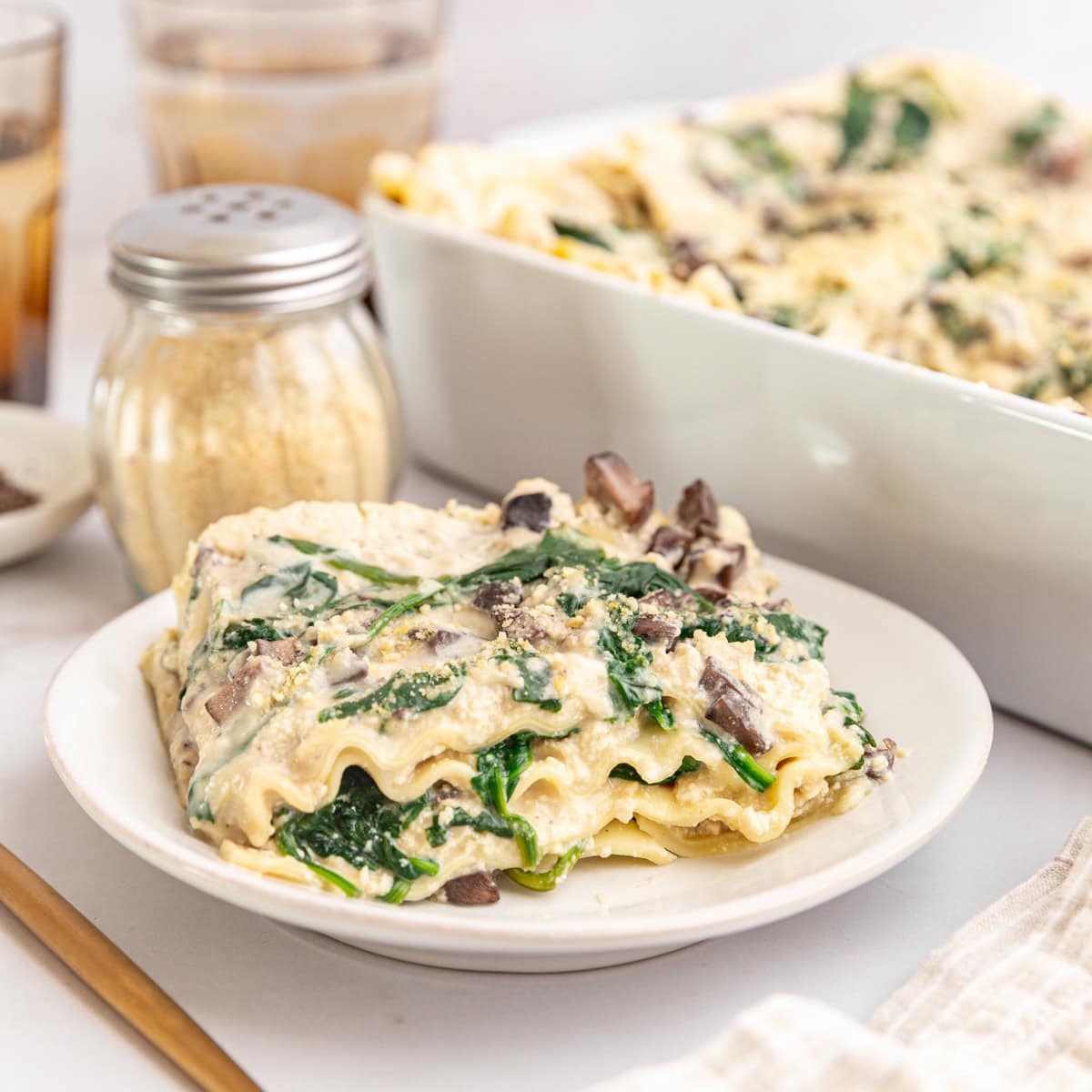 Dolmio Creamy Lasagne Sauce Jar 440g