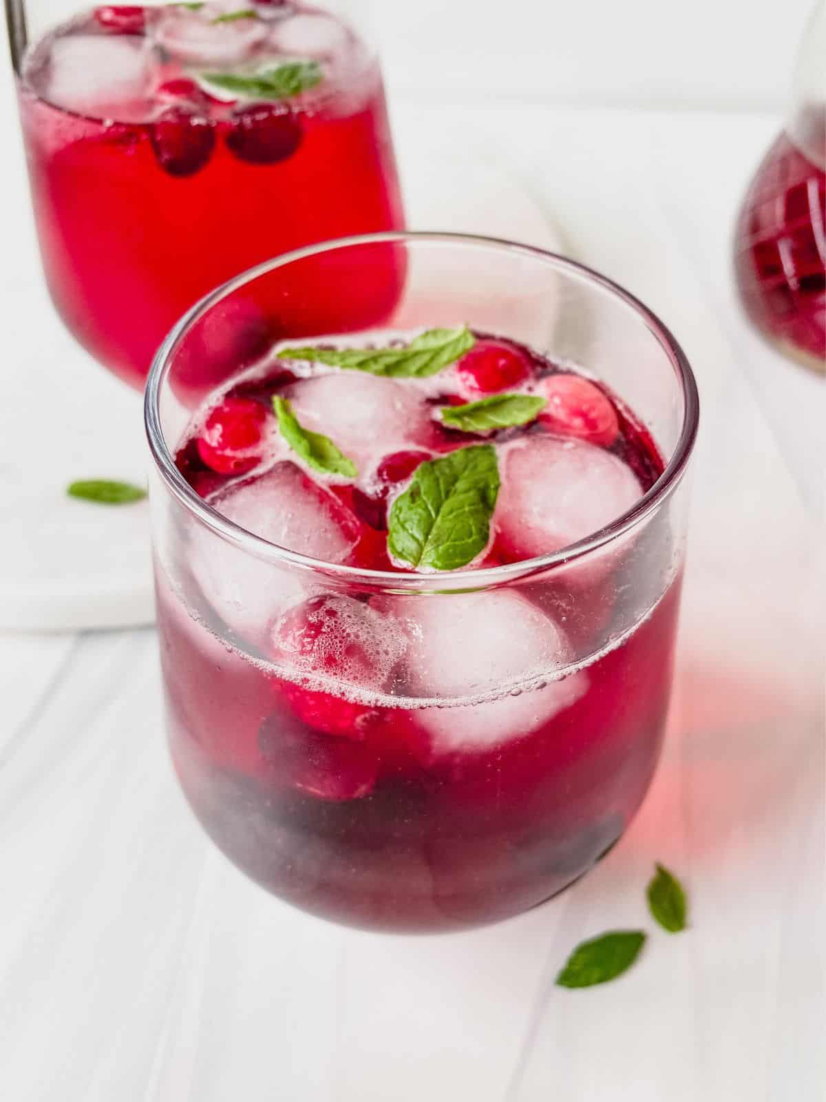 Jucee Zero Added Sugar Apple & Blackcurrant  2L