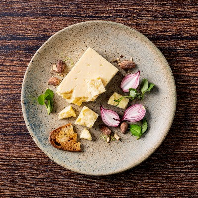 Calveley Mill Coloured Mature Cheddar Cheese 200g