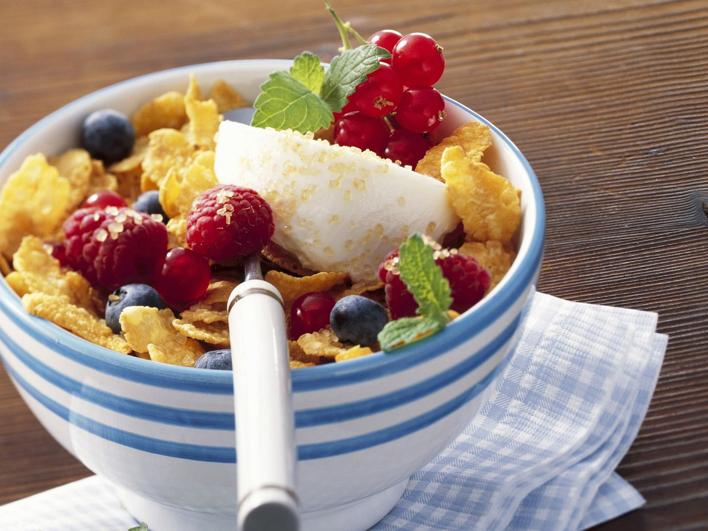 Kelloggs Crunchy Nut Cereal 300g