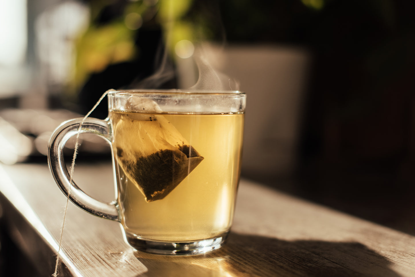 Twinings Pure Camomile 20 Tea Bags 30g ทไวนิงส์ เพียวคาโมมายล์ 20 ซองชา 30 กรัม
