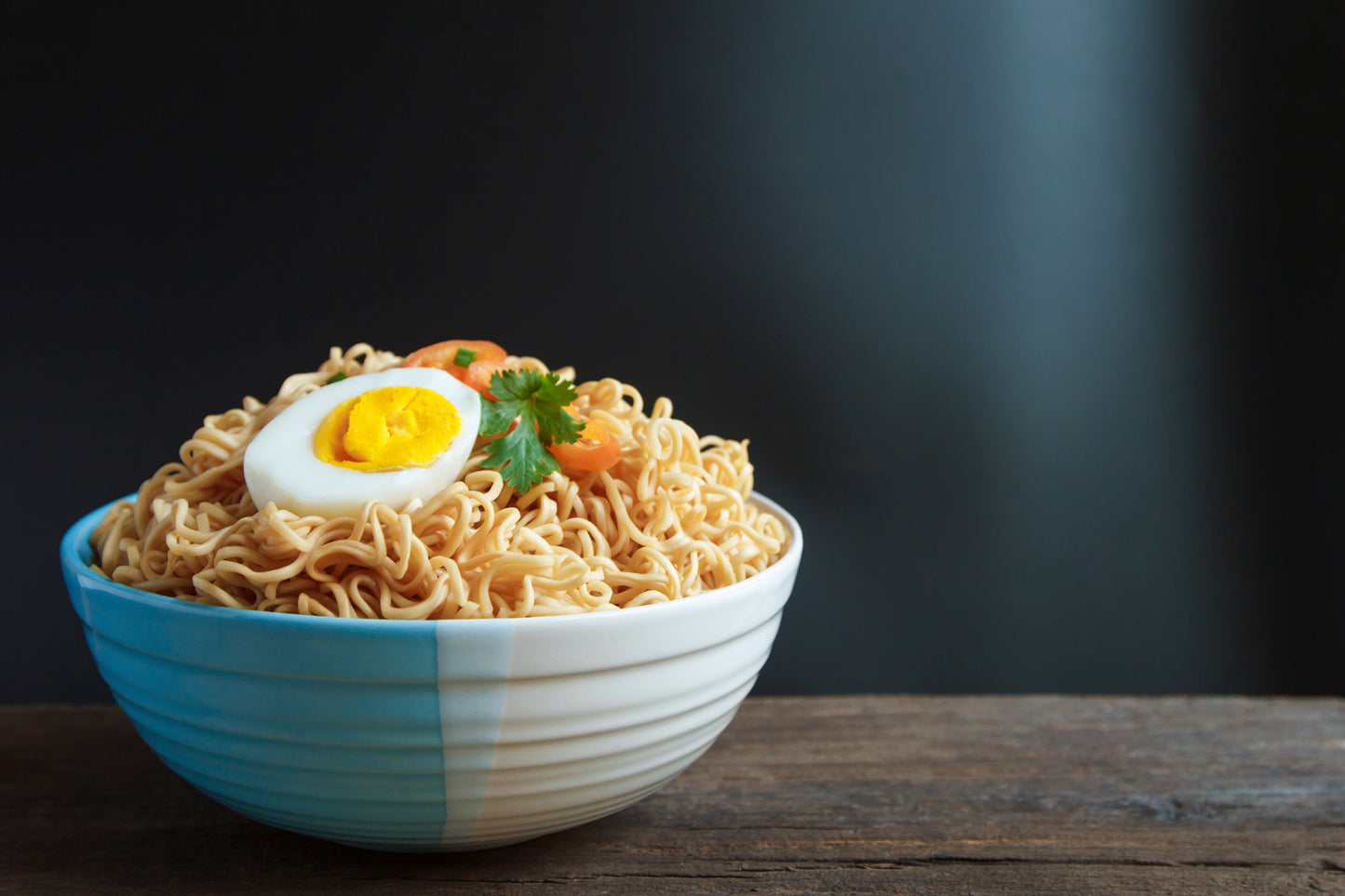 Vegetarian Wai Wai Quick Masala Curry Instant Noodles 60gram