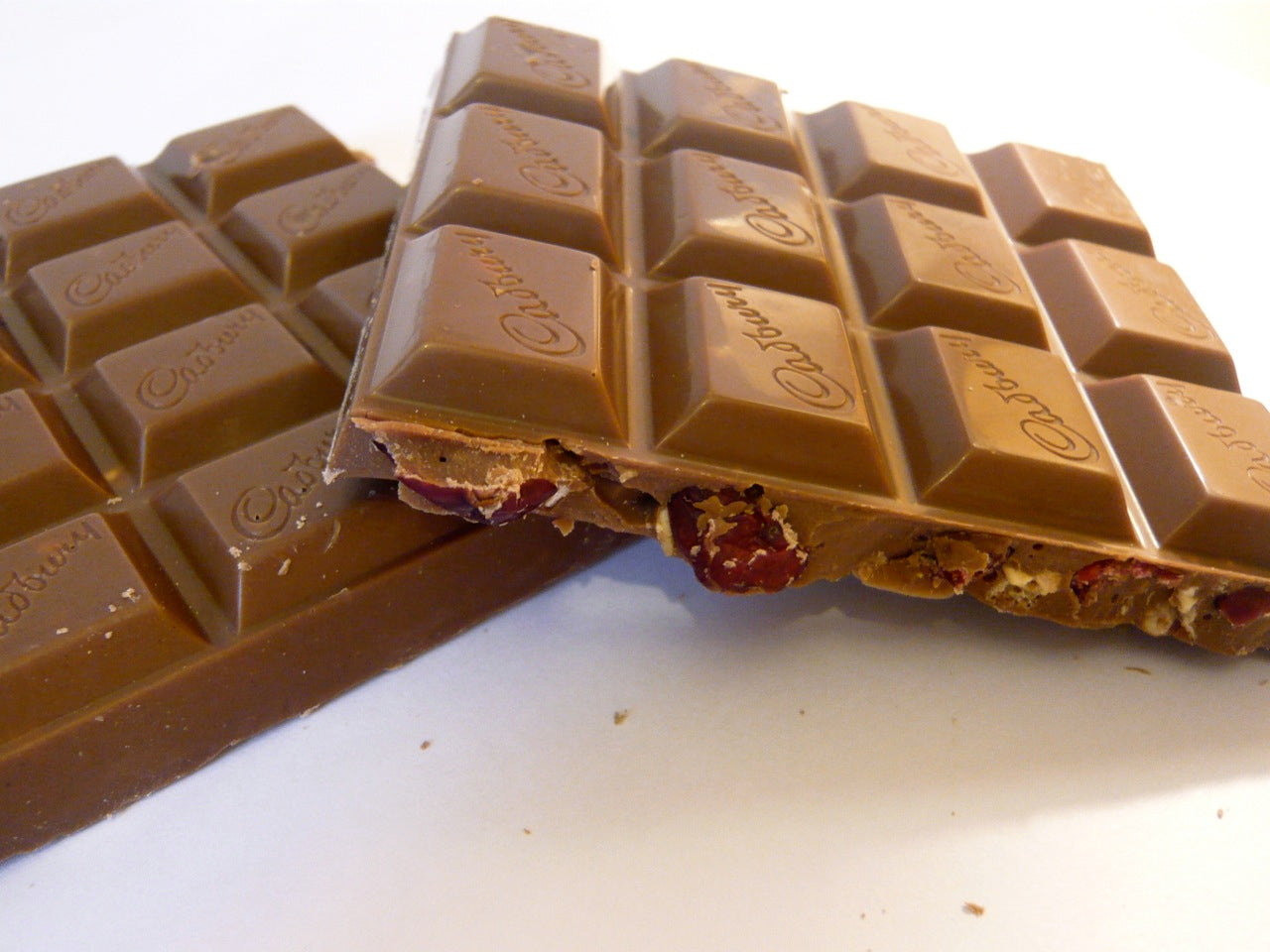Cadbury Dairy Milk Fruit & Nut 180g