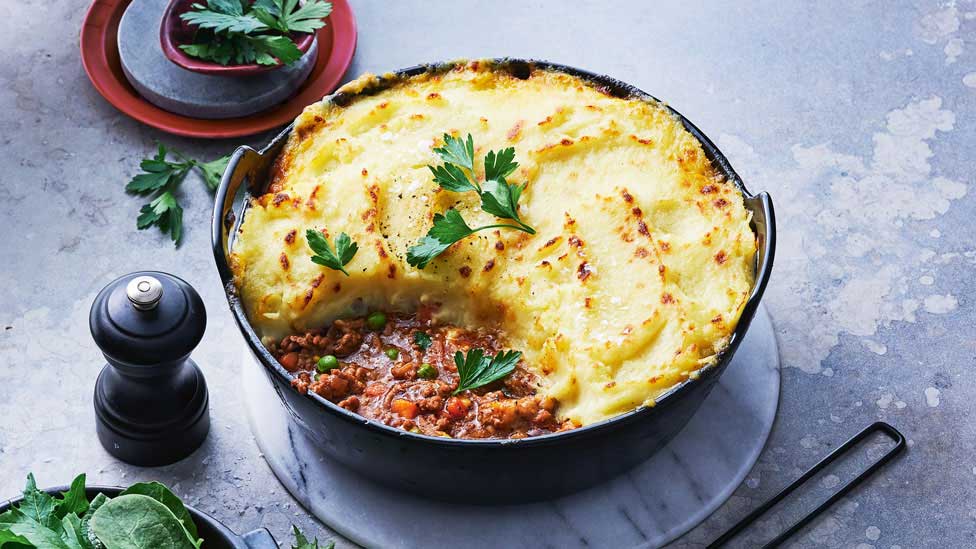 Homepride Shepherd’s Pie Cooking Sauce 485g