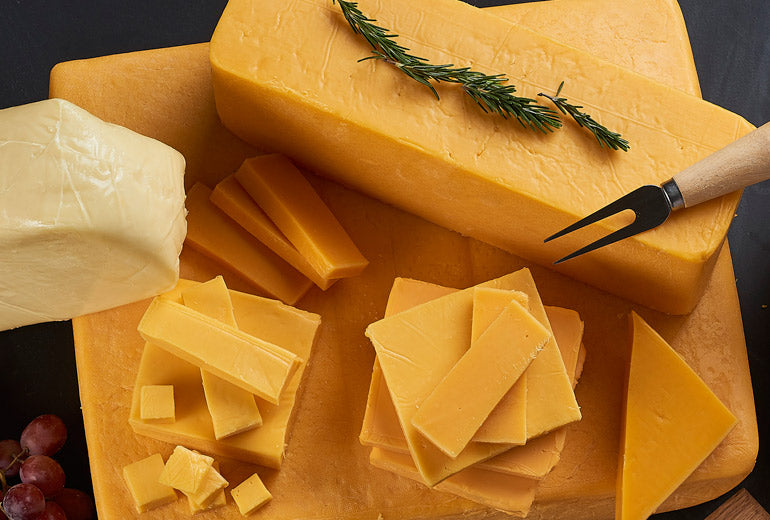 Calveley Mill Coloured Mild Cheddar Cheese 200g