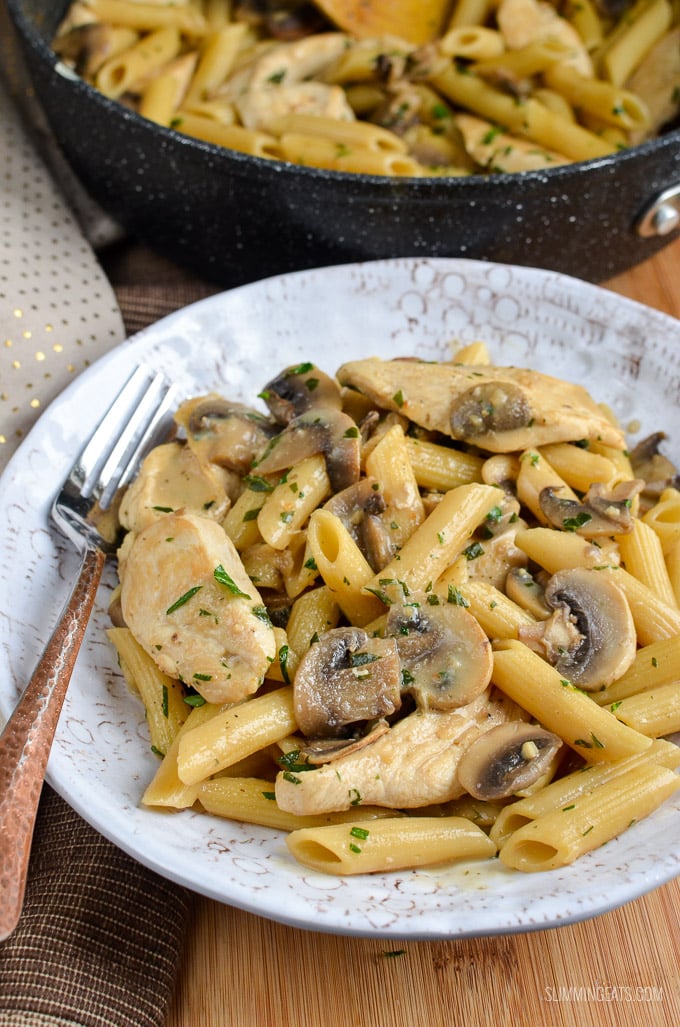 Ragu Chicken & Mushroom Flavour Pasta & Sauce 110g