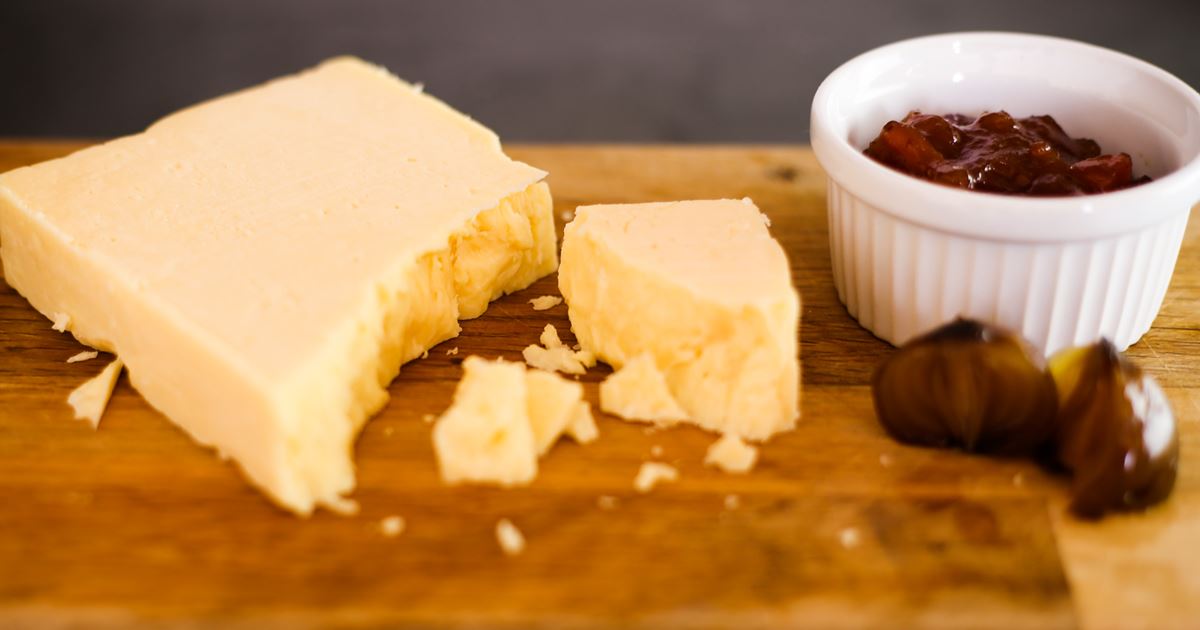 Calveley Mill White Mature Cheddar Cheese 200G