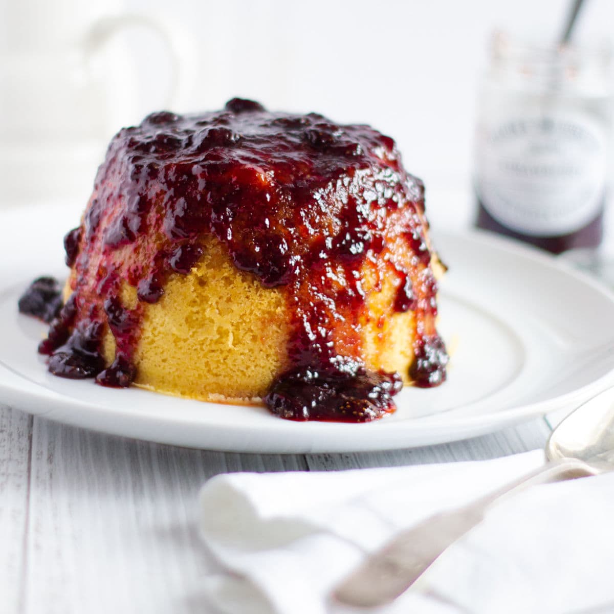 Mr Kipling Cherry Bakewell Sponge Pudding 2X95g