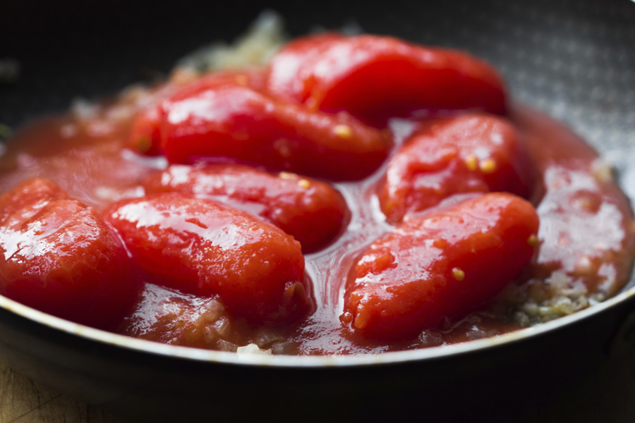 Napolina Peeled Plum Tomatoes 400g