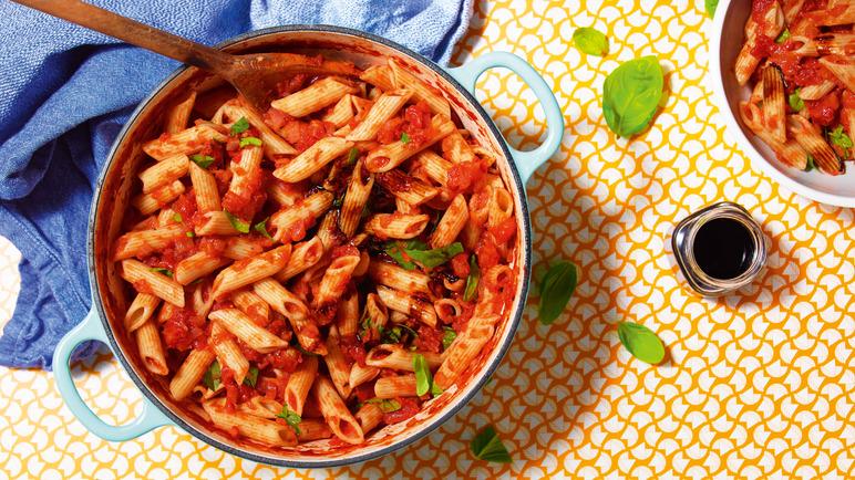 Co Op Honest Value Tomato & Basil Pasta Sauce 440g