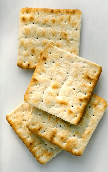 Tesco Cream Crackers 300g