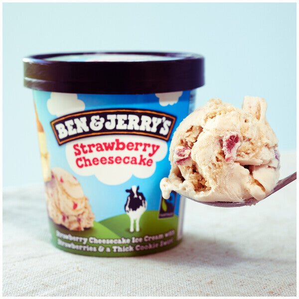 Ben & Jerry's Ice Cream Strawberry Cheesecake 100ml เบน แอนด์ เจอร์รี่ส์ ไอศกรีม รสสตรอเบอร์รี่ชีสเค้ก 100 มิลลิกรัม