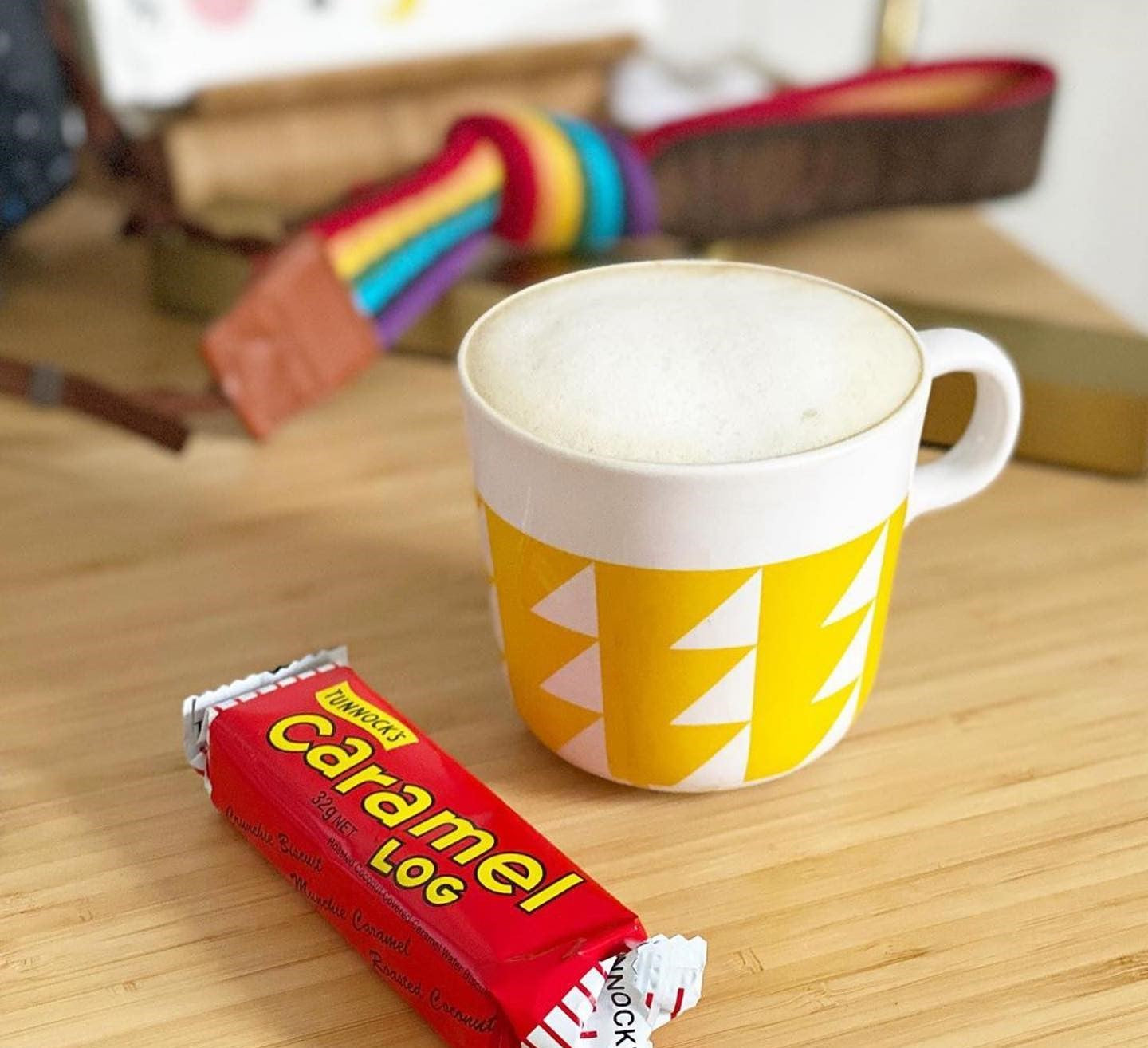 Tunnock's Caramel Log Wafer Biscuits [4 x 32g] 128g ทันน็อคส์ คาราเมล ล็อก เวเฟอร์ บิสกิต [4 x 32 กรัม] 128 กรัม