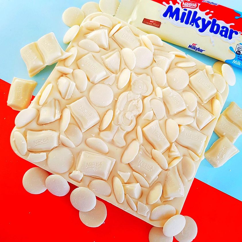 Milkybar White Chocolate Bar Multipack 25g 4 Pack มิลกี้บาร์ ไวท์ช็อกโกแลตบาร์ มัลติแพ็ค 25 กรัม 4 แพ็ค