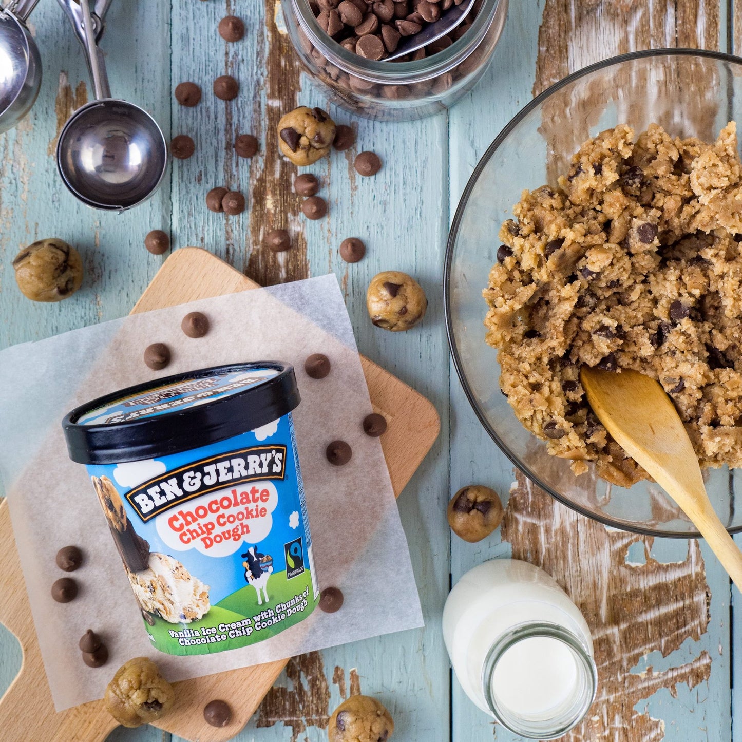 Ben & Jerry's Ice Cream Cookie Dough 100ml เบน แอนด์ เจอร์รี่ส์ ไอศกรีม แป้งคุกกี้ 100 มิลลิกรัม