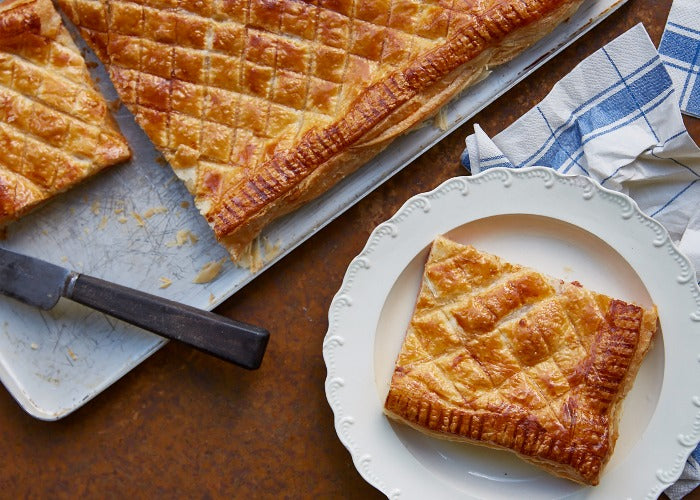 Iceland 2 Cheese & Ham Bakes Pie 260g