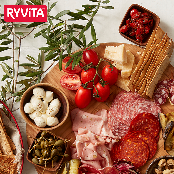 Ryvita Thins Rosemary & Sea Salt Flatbreads 125g