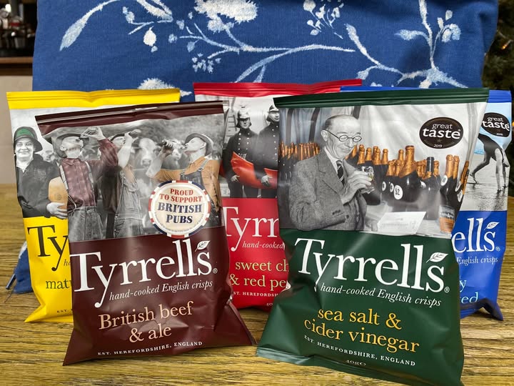 Tyrrells Lentil Sweet Chilli and Red Pepper Crisps 24g