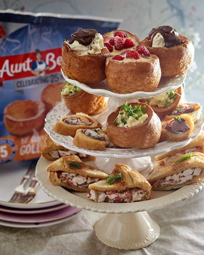 [Best Before 30-Sep-2024] Aunt Bessie's 12 Golden Yorkshires  220g อ้าน 12 โกลเด้น ยอร์คเชียร์ 220 กรัม