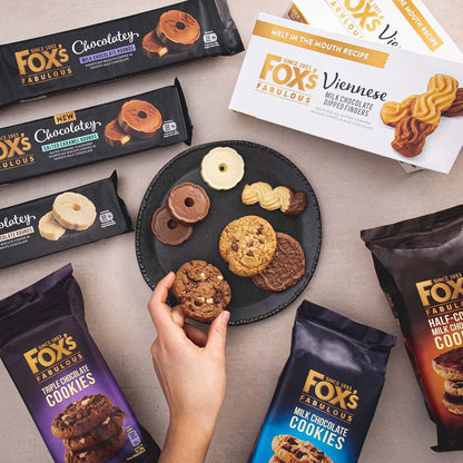 [Best Before 29-Sep-2024]Fox’s Triple Chocolate Cookies 180g ฟ็อกซ์ ทริปเปิ้ล ช็อกโกแลต คุกกี้ 180 กรัม