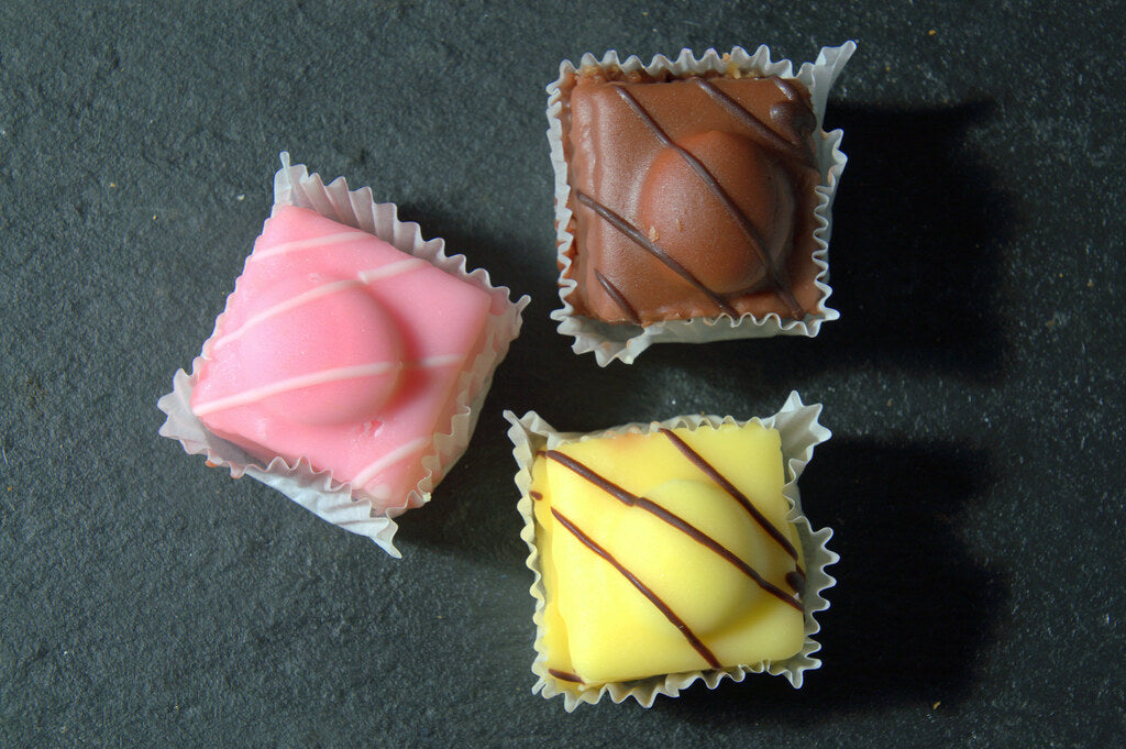 Mr Kipling French Fancies 8 Pack