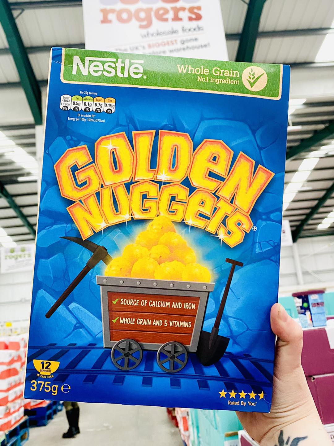 Nestle Golden Nuggets Cereal 375g เนสท์เล่ โกลเด้น นักเก็ต ซีเรียล 375 กรัม