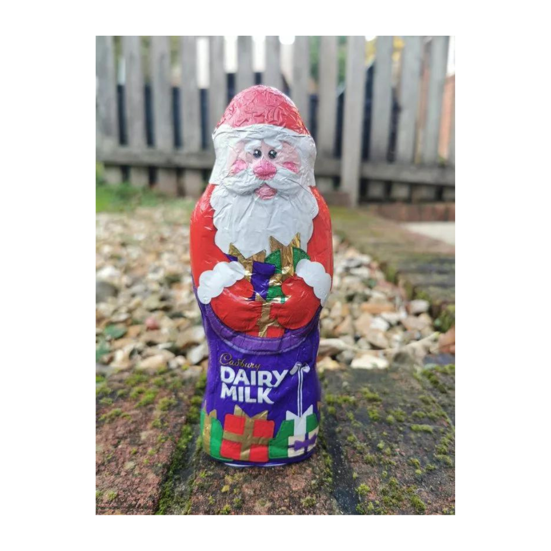 Cadbury Dairy Milk Large Chocolate Hollow Santa 100g แคดเบอรี แดรี่ มิลค์ ช็อกโกแลต ฮอลโลว์ ซานต้าขนาดใหญ่ 100 กรัม