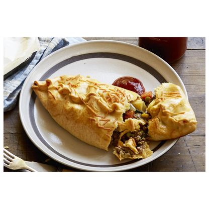 [Best Before 30-Nov-2024 ] Pukka Minced Beef & Veg Pasty 215g ปุกก้า เนื้อสับ และ ผักพาสตี้ 215 กรัม