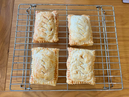 Iceland Sausage & Bean Bakes 2 Packs 280g