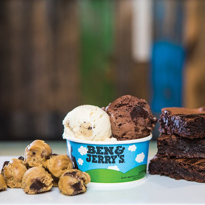 Ben & Jerry's Chocolate Fudge Brownie Ice Cream 100ml เบน แอนด์ เจอร์รี่ส์ ไอศกรีม ช็อกโกแลตฟัดจ์ บราวนี่ 100 มิลลิกรัม