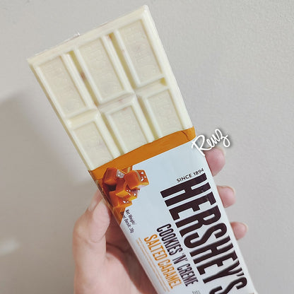 Hershey's Cookies 'n' Creme Salted Caramel Chocolate Bar 90g