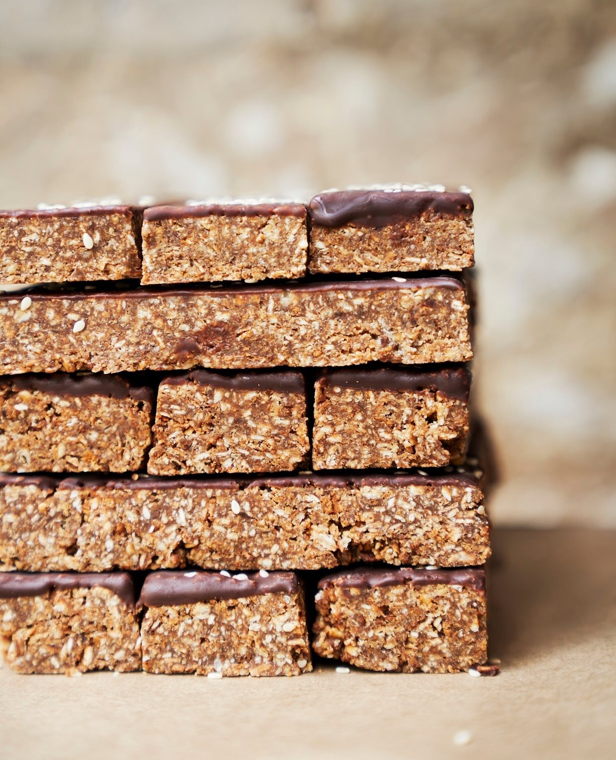[BestBefore-17Dec2025] Cadbury Brunch Light Honey & Oat Wholegrain Cereal Bars 5 Packs 130g