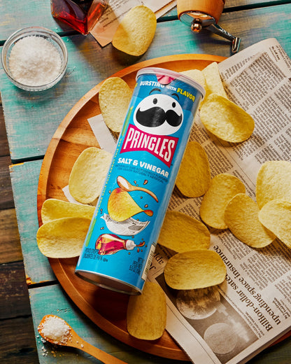 Pringles Salt & Vinegar Sharing Crisps 185g
