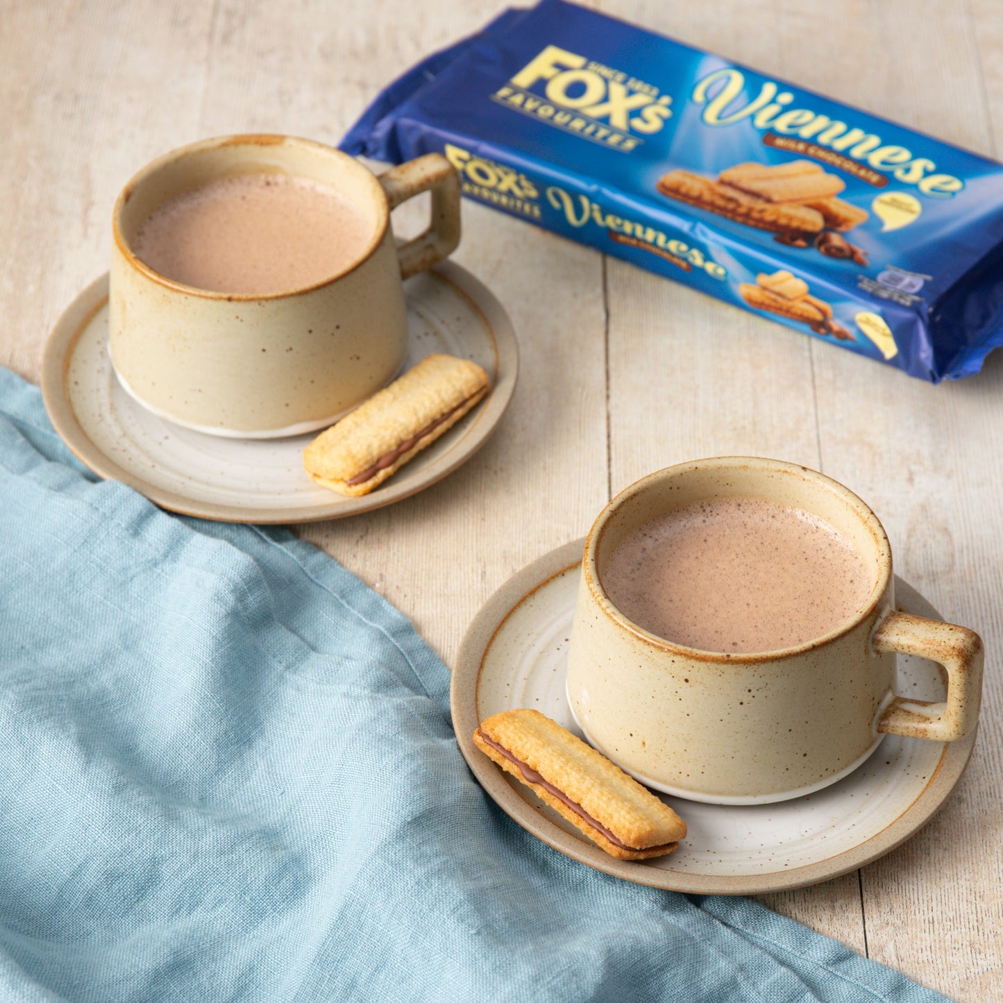 Foxs Melts Viennese Milk Chocolate Biscuit 120g