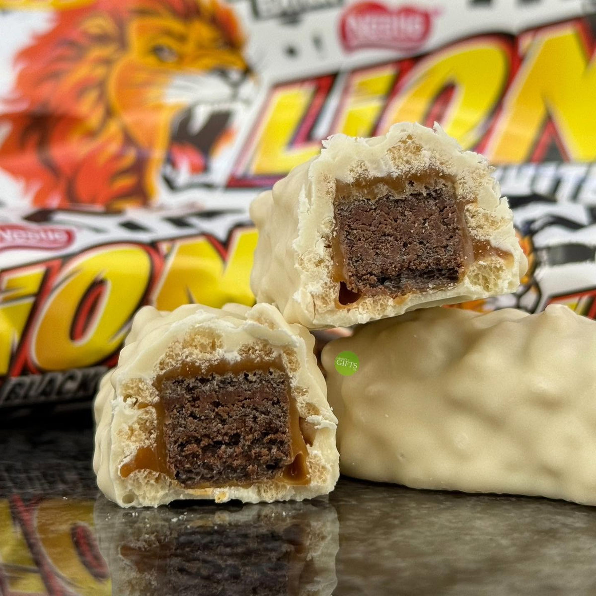 Nestle Lion Bar Black & White Chocolate 4 Bars
