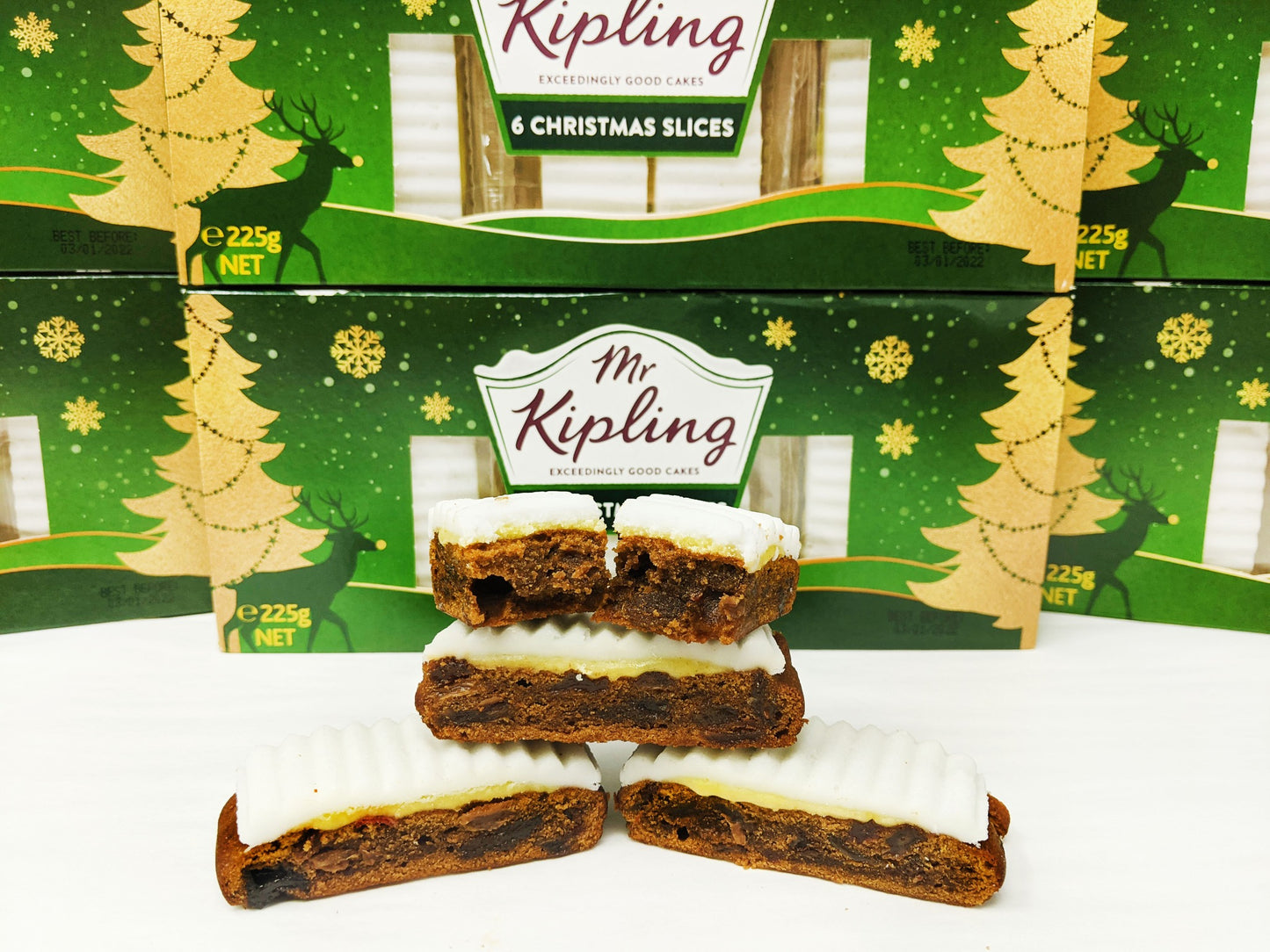 Mr Kipling 6 Christmas Fruit Cake Slices