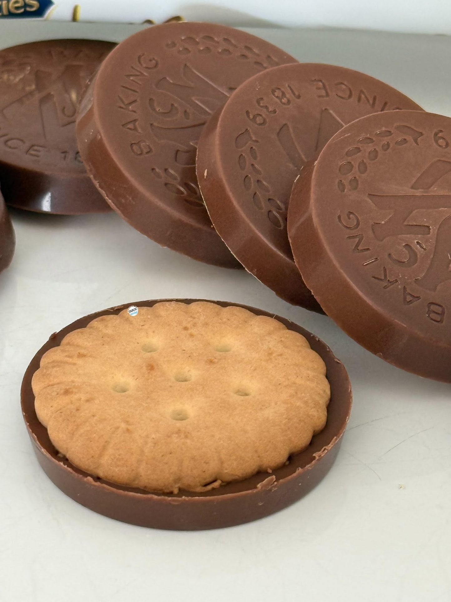McVitie's Signature Caramel Chocolate Rounds 109g