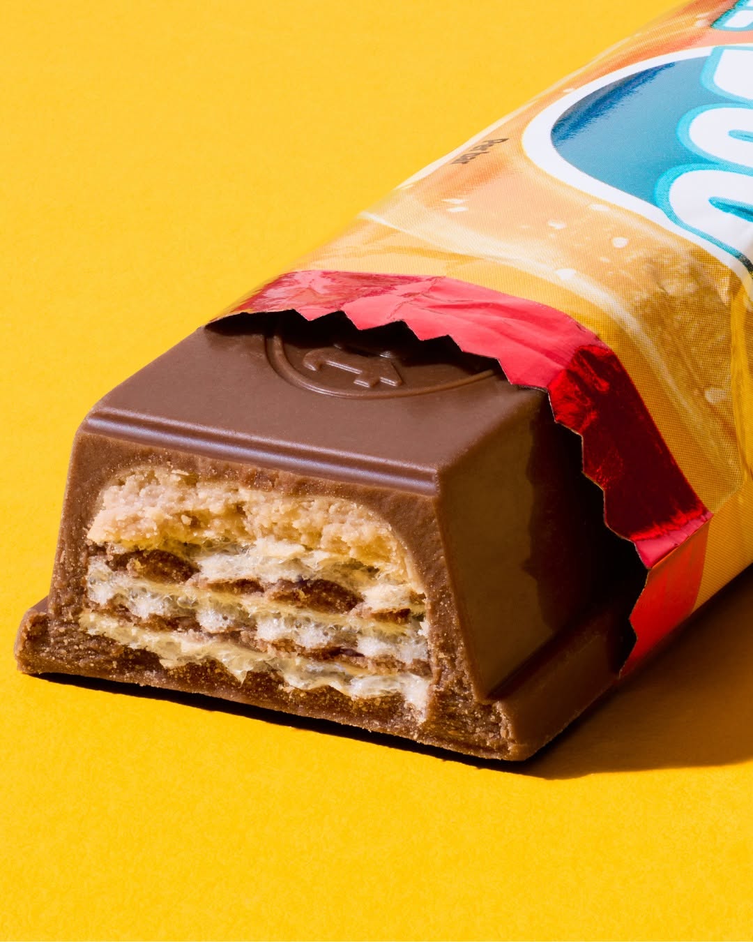 Nestle KitKat Chunky DUO Salted Caramel Chocolate Bar 68g