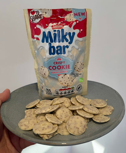 [BestBefore31/Oct/2026] Nestle Milkybar Buttons Crispy Cookie White Chocolate Sharing Bag 86g