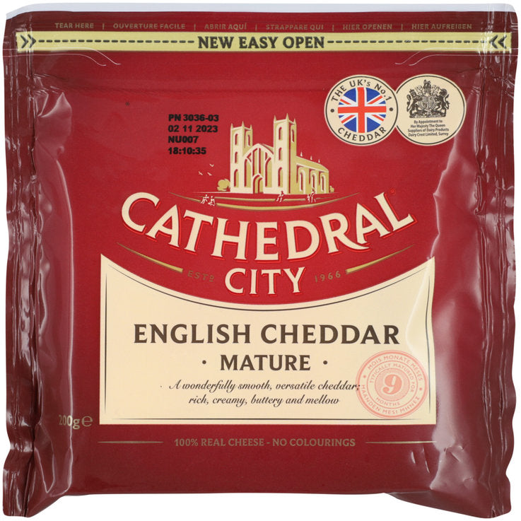 Cathedral City English Cheddar Mature 200g คาธีดรัล ซิตี้ อิงลิช เชดดาร์  200 กรัม